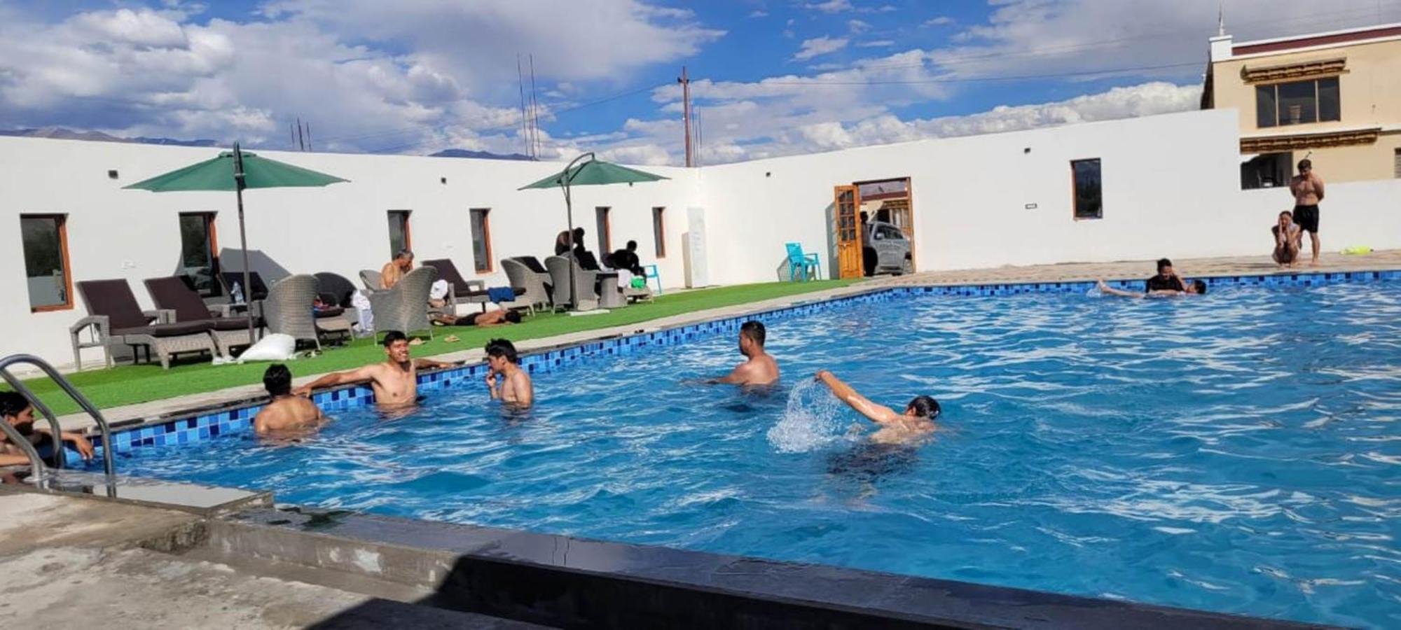 The Fortune Resorts 레 외부 사진